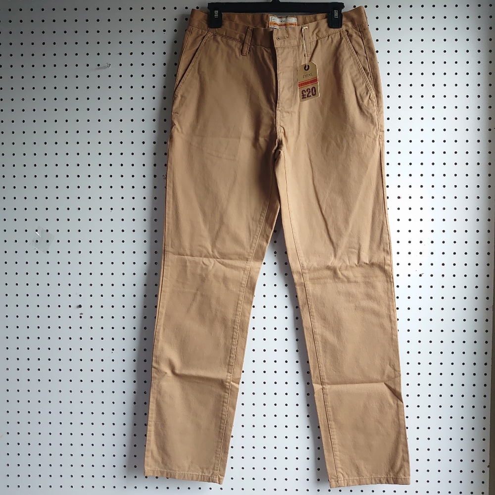 Next Casual Straight Chinos Pants Size On Tag 30R , Fit 32